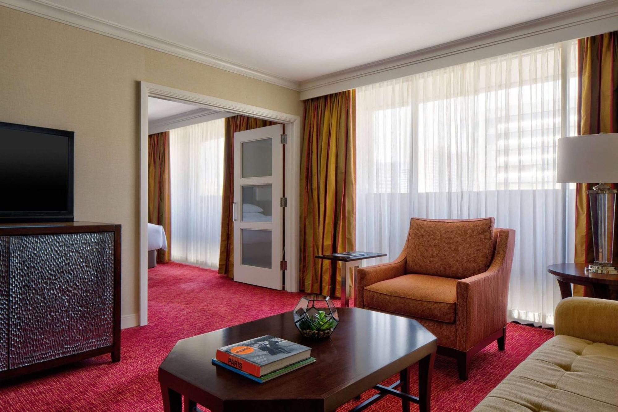 แอตแลนตา แมริออท บักเฮด โฮเต็ล แอนด์ คอนเฟอเรนซ์ เซ็นเตอร์ Hotel ภายนอก รูปภาพ